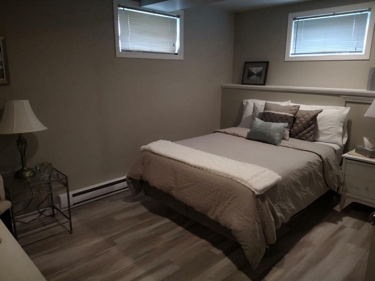 Fully Furnished On Broadway In Moncton Daire Dış mekan fotoğraf